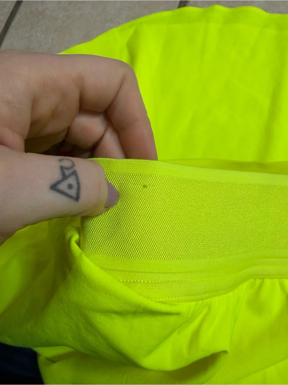 Lululemon Court Rival High-Rise Skirt *Long 15” (Highlight Yellow) Size 6